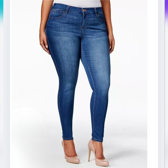 Celebrity Pink 18W Infinite Stretch Dawson Super-Skinny Jeans Like NEW By-3176 - Picture 1 of 13